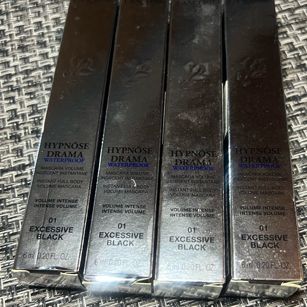 Lot of 4 New Lancôme Hypnôse Drama Waterproof Mascara - Excessive Black 01 M6 - Picture 6 of 7